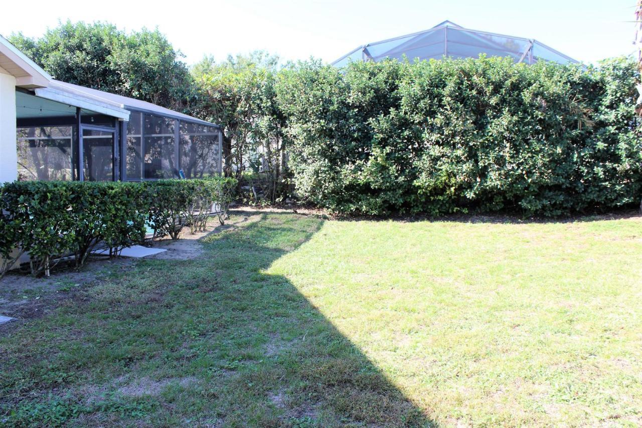 Lilys Stylish Villa Close To Disney Ideal For Long Stays Орландо Екстериор снимка